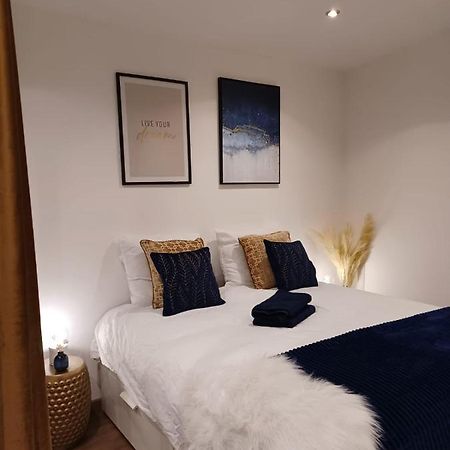 Le Petit Dubai Apartment ดูเอ ภายนอก รูปภาพ
