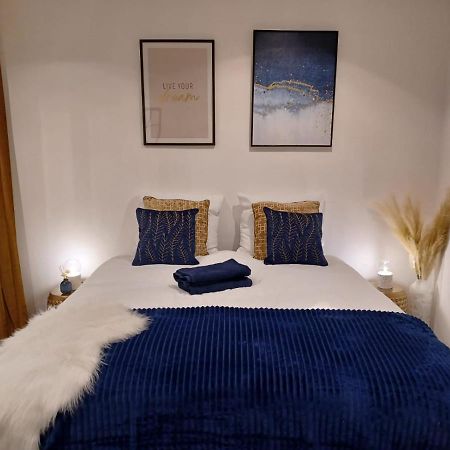 Le Petit Dubai Apartment ดูเอ ภายนอก รูปภาพ