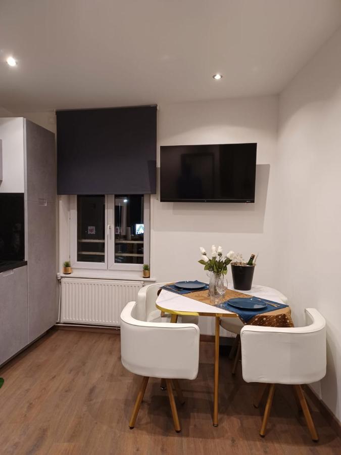 Le Petit Dubai Apartment ดูเอ ภายนอก รูปภาพ
